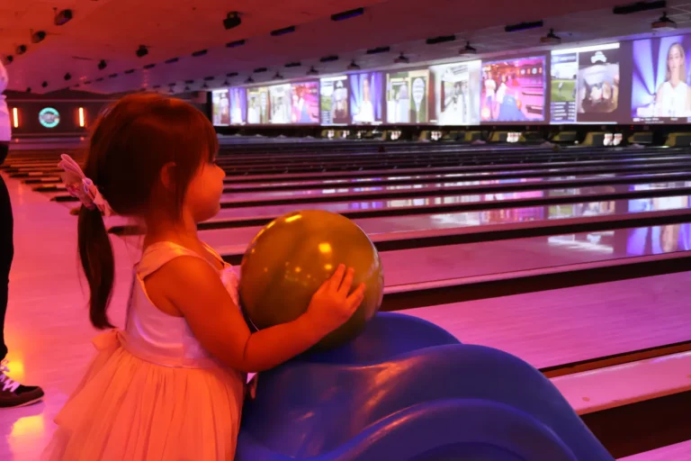 Bowling for Bread event photo 8