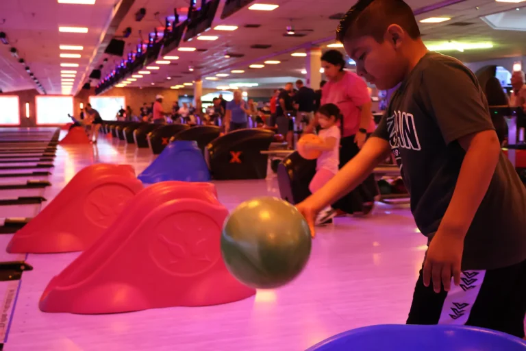 Bowling for Bread event photo 12