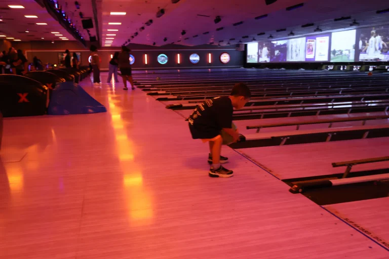 Bowling for Bread event photo 18
