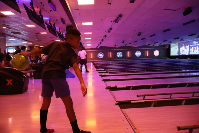 Bowling for Bread event photo 68
