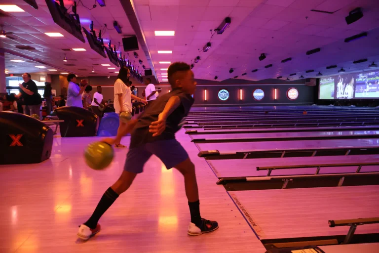 Bowling for Bread event photo 70