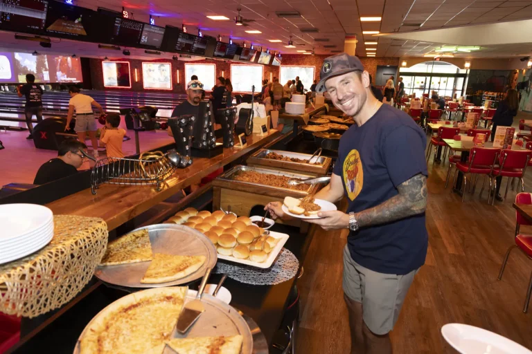 Bowling for Bread event photo 167