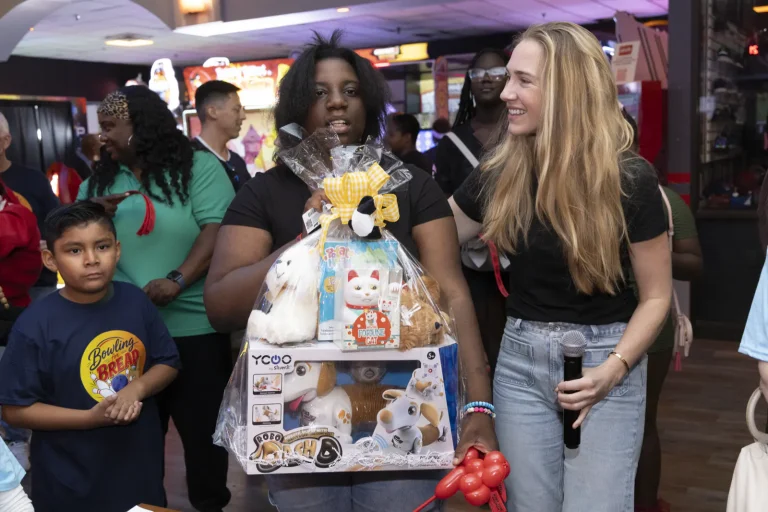 Bowling for Bread event photo 202
