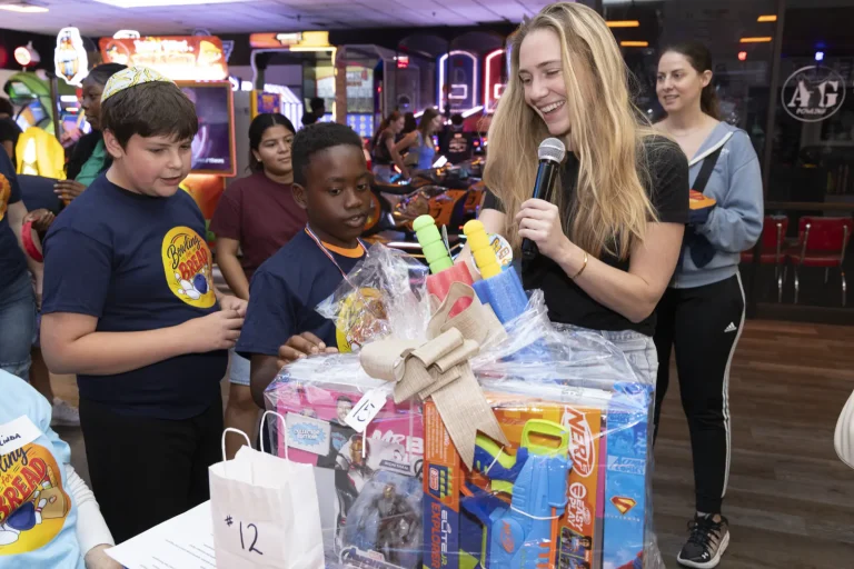 Bowling for Bread event photo 209