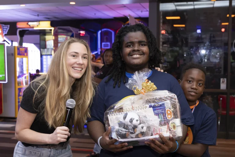 Bowling for Bread event photo 212