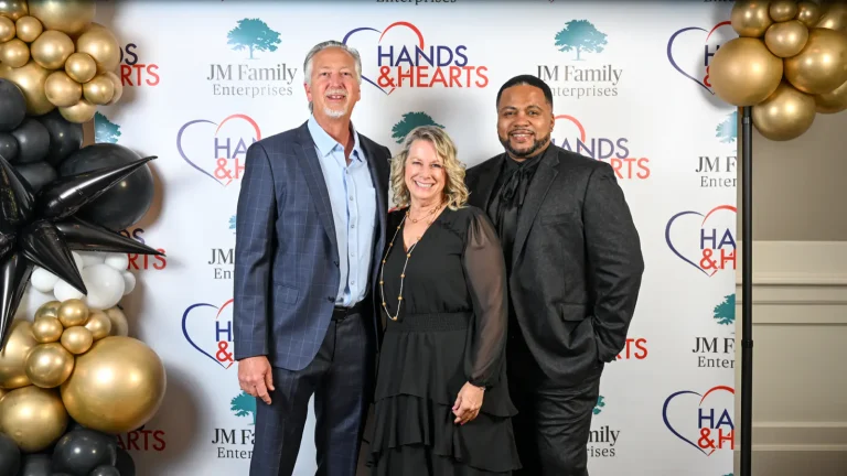 Hands and Hearts Gala guest portrait 138
