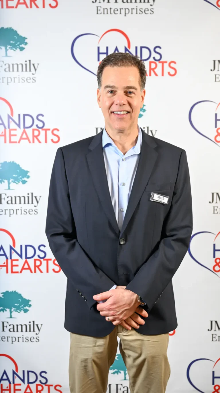 Hands and Hearts Gala guest portrait 146