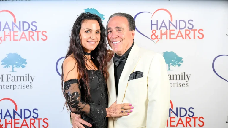 Hands and Hearts Gala guest portrait 155